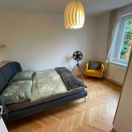 아파트 Angelina Im 3 Og 30 M² 그라츠